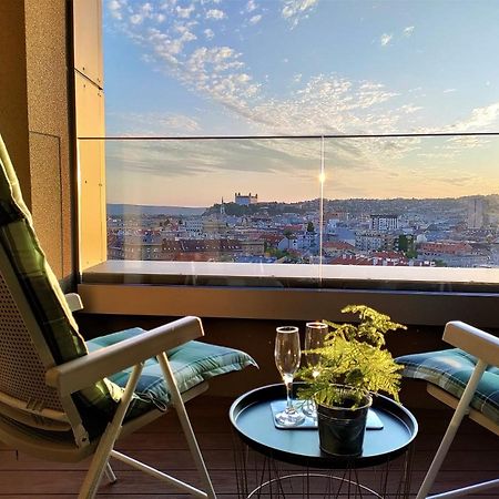Cozy 2 Rooms Flat - Castle View Μπρατισλάβα Εξωτερικό φωτογραφία