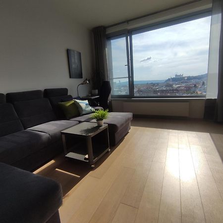 Cozy 2 Rooms Flat - Castle View Μπρατισλάβα Εξωτερικό φωτογραφία