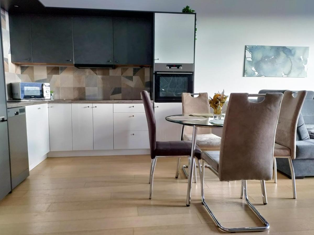 Cozy 2 Rooms Flat - Castle View Μπρατισλάβα Εξωτερικό φωτογραφία