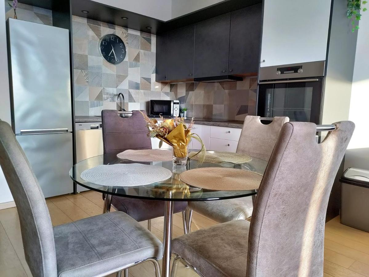 Cozy 2 Rooms Flat - Castle View Μπρατισλάβα Εξωτερικό φωτογραφία
