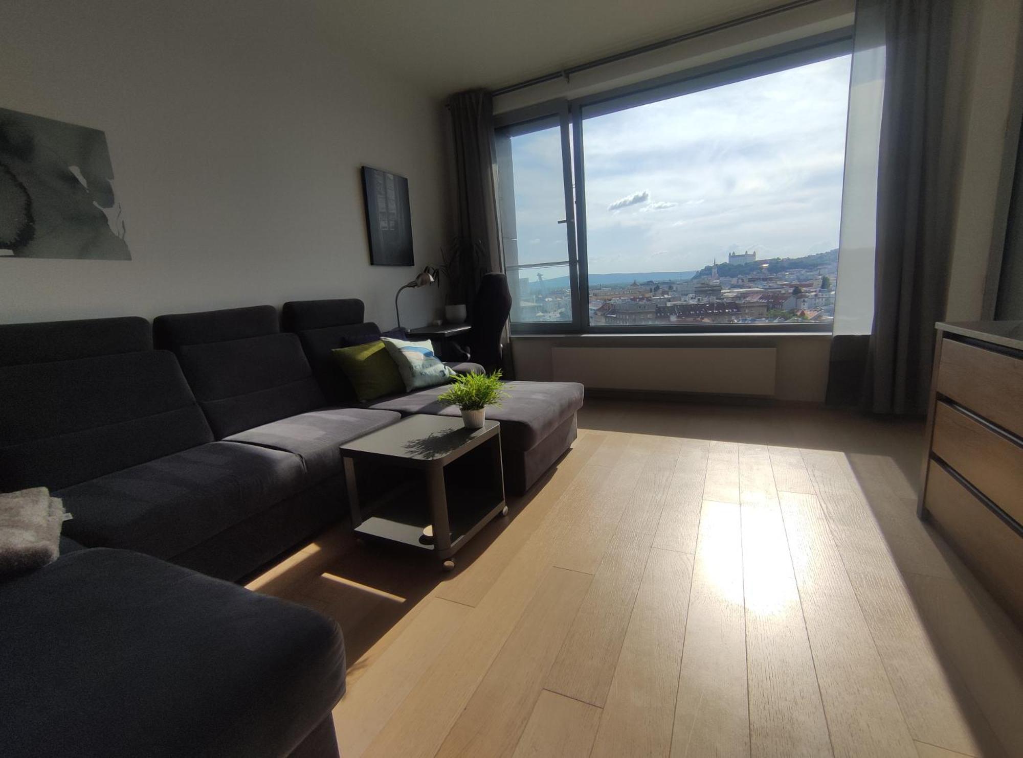 Cozy 2 Rooms Flat - Castle View Μπρατισλάβα Εξωτερικό φωτογραφία